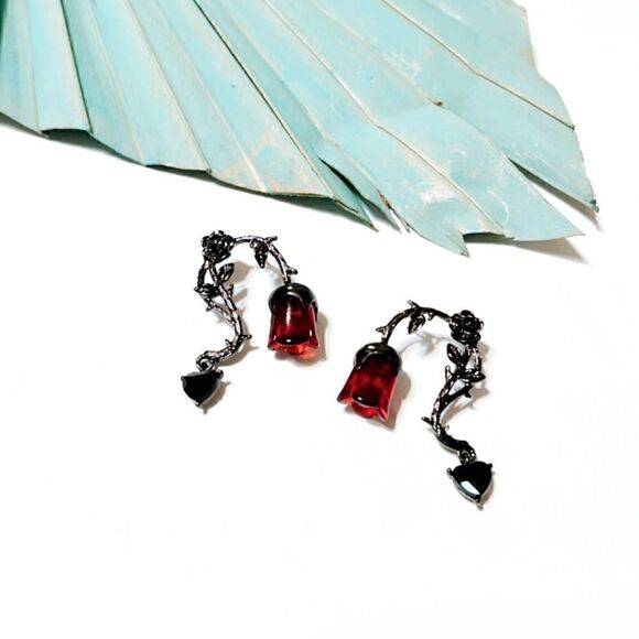 Mmm Jewelry - Rose drop earrings S106